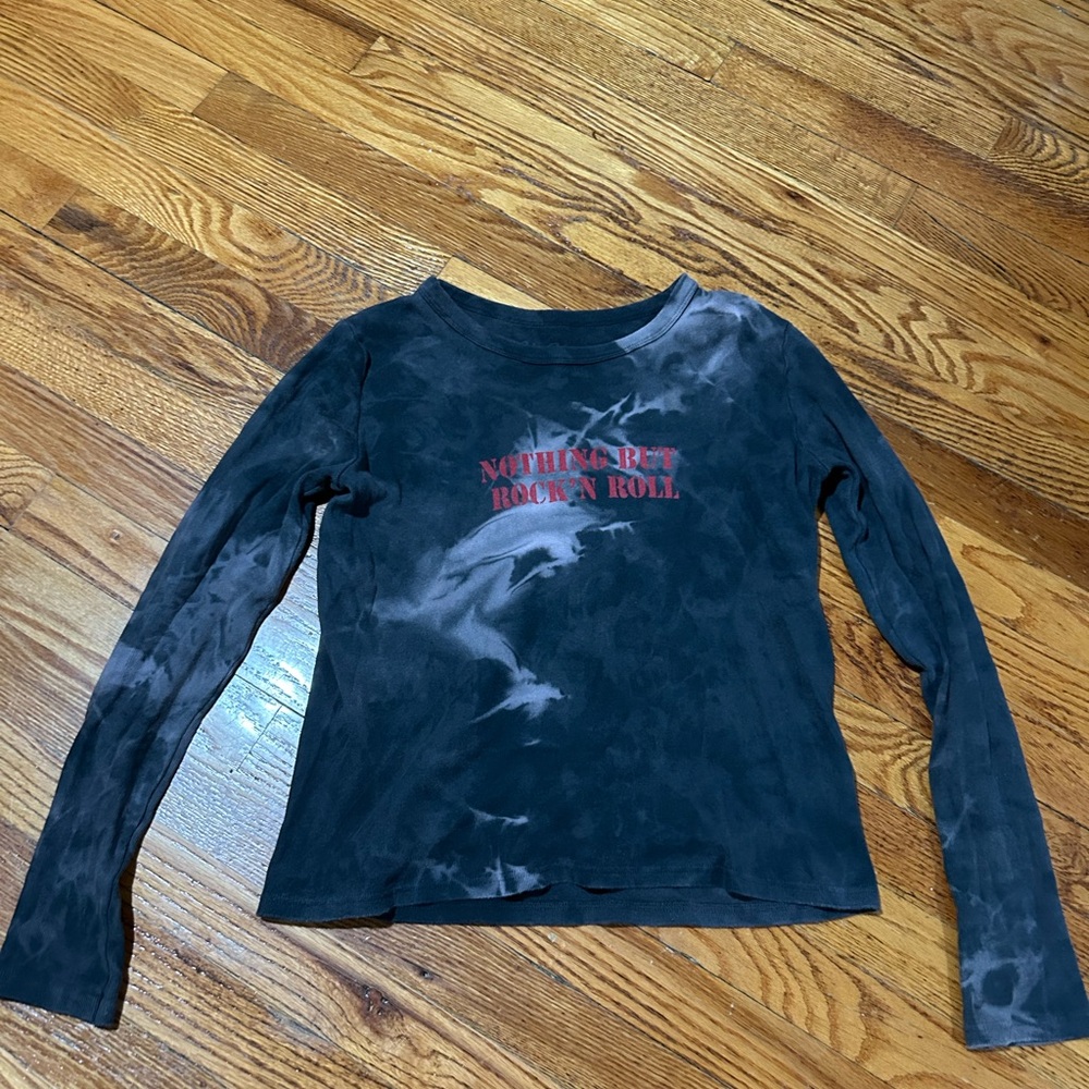 Brandy Melville Black and Gray Long Sleeve Tee